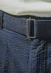 Chino Militaire Pince Simple Seersucker Navy