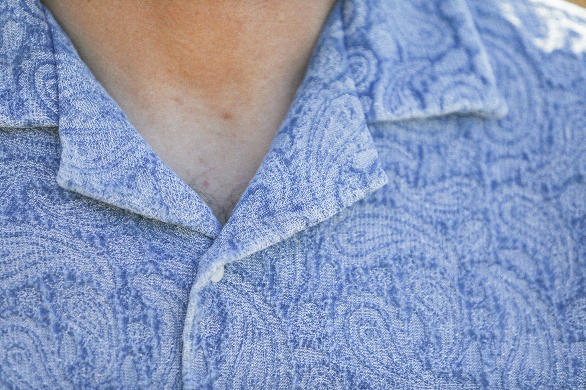 Camp Collar Denim Paisley Bleach  - Modern Fit