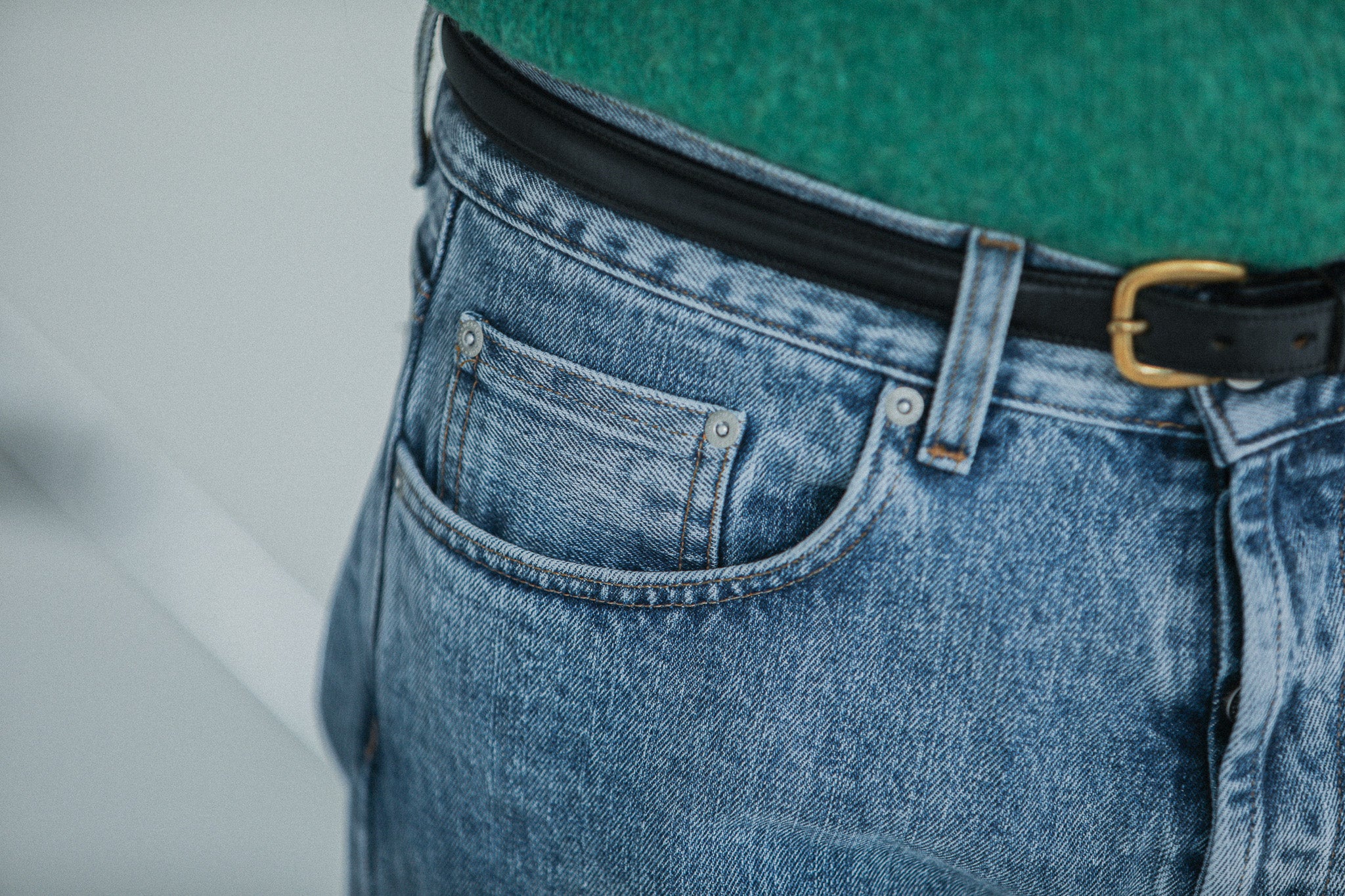 Jean Selvedge Blue Bleached - Tapered Fit