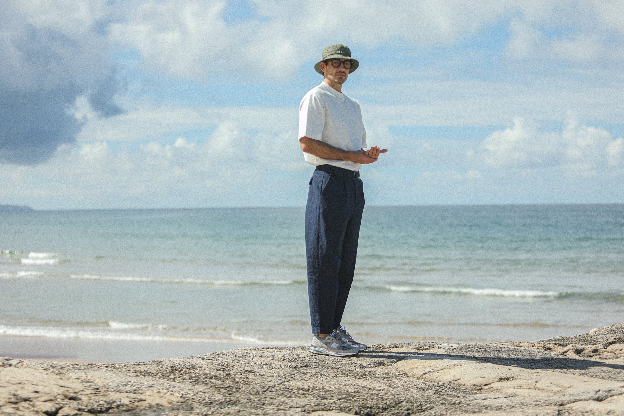 Chino Militaire Pince Simple Seersucker Navy